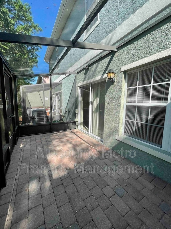 Building Photo - 2468 Caravelle Cir