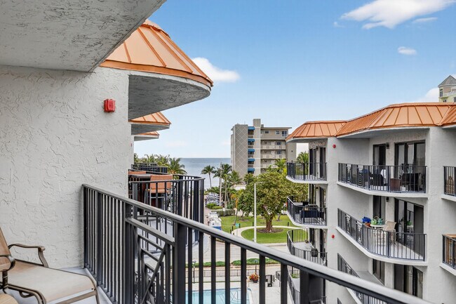 Building Photo - 2029 N Ocean Blvd