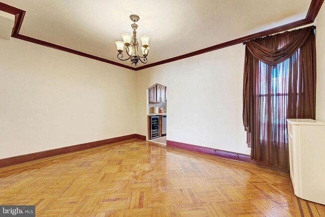 Building Photo - 5005 N 9th St