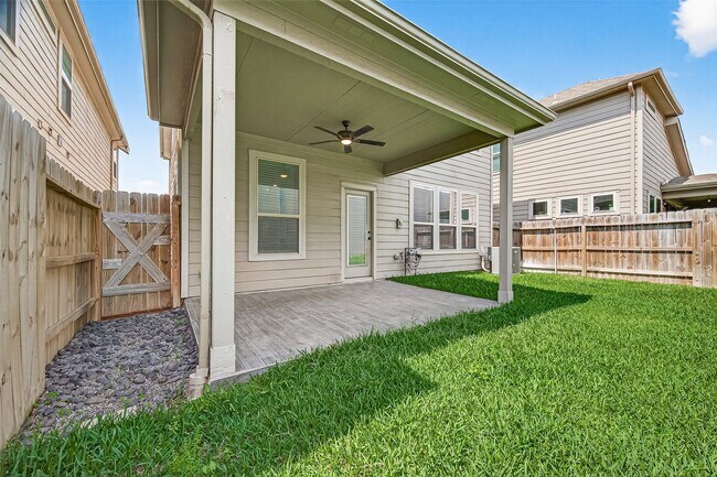 Building Photo - 5122 Emma Forest St