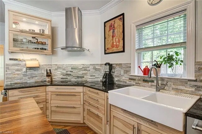 Building Photo - "Move-In Ready! Beautifully Finished 4-Bedroom Home with Fireplace, Spacious Living Areas & Deck"