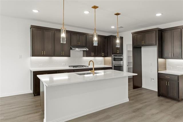 Building Photo - 744 Waterhouse Lk Dr