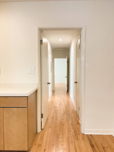Hallway leading to bedrooms - 1041 Wilcox Ave