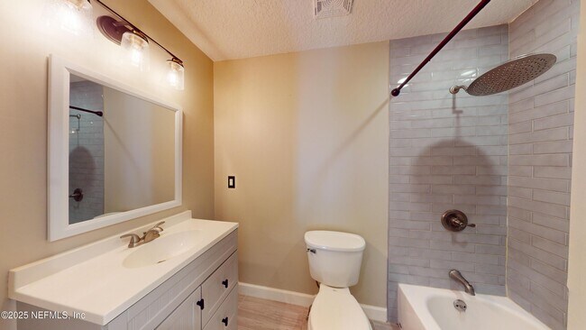 Building Photo - 695 A1A N