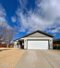 Building Photo - 986 Montero Dr