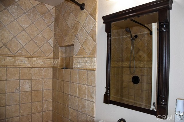 Building Photo - 421 N Park Ln