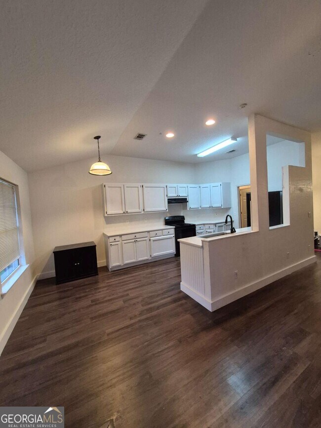 Building Photo - 505 Lake Jordan Blvd W