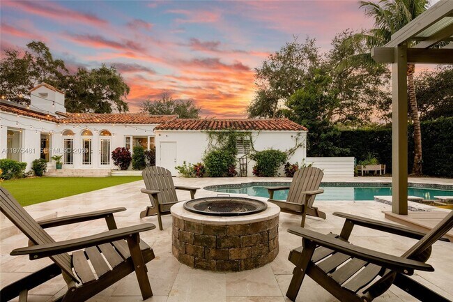 Building Photo - 113 NE 101st St