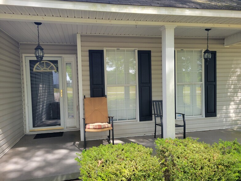 Building Photo - 134 Windwood Dr