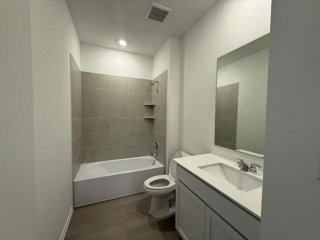 Building Photo - 200 Rodney Boat Rd