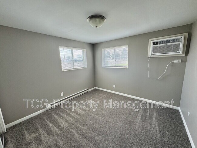 Building Photo - 1443-1467 Catherine St