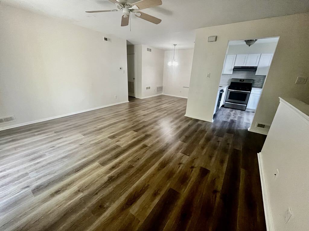 Building Photo - 1504 Ralston Dr