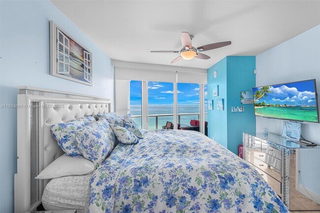 Building Photo - 17001 Collins Ave