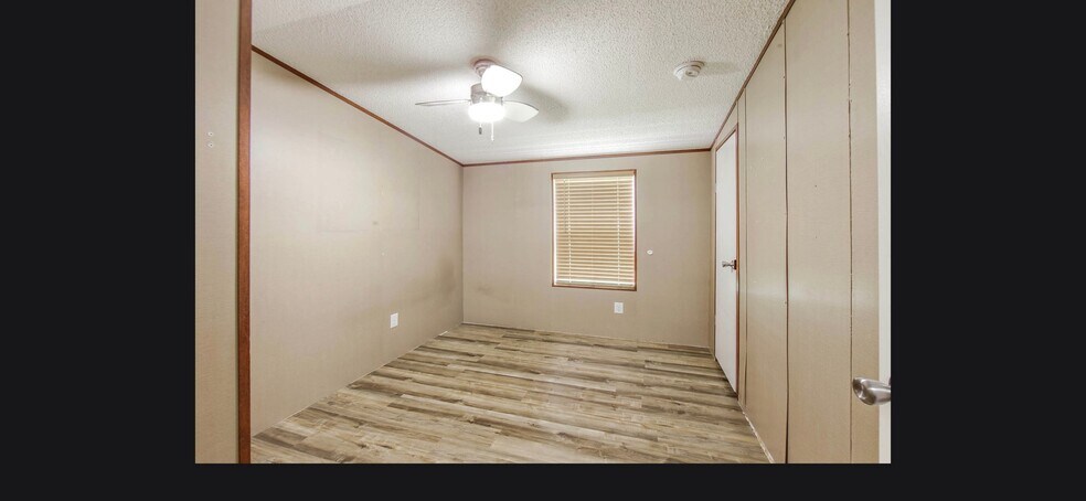 Building Photo - 158 Raoul Ln