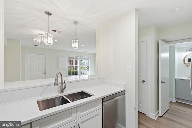 Building Photo - 5957 Havener House Way