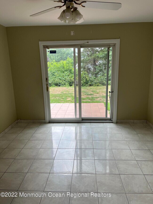 Building Photo - 51 Idolstone Ln