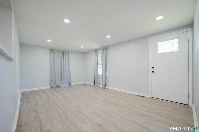 Building Photo - 50 Fowler Ave