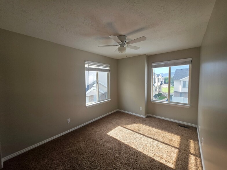 Building Photo - 1486 E 1320 S