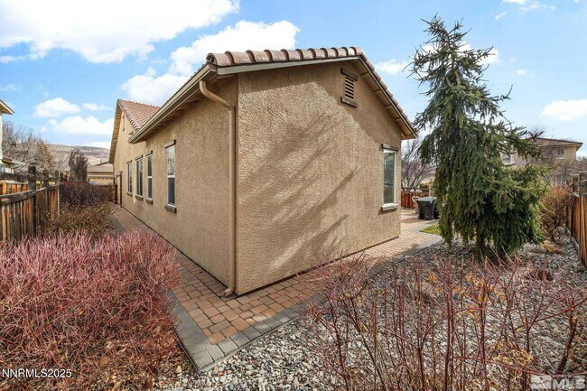 Building Photo - 7057 Verite Dr