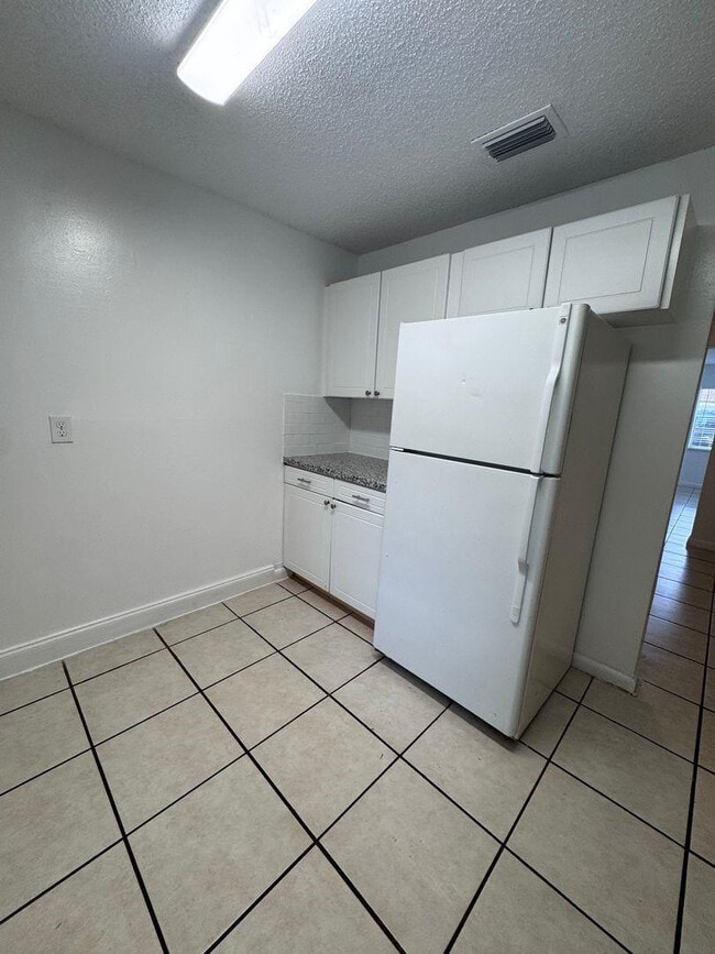 Building Photo - 10551 NW 45th St