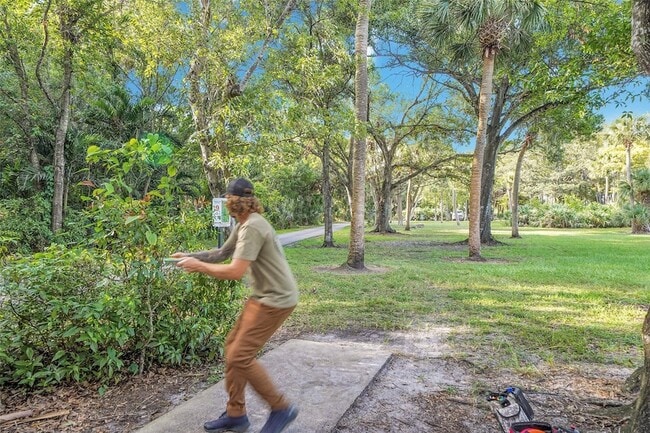 Building Photo - 1736 NW 38th St