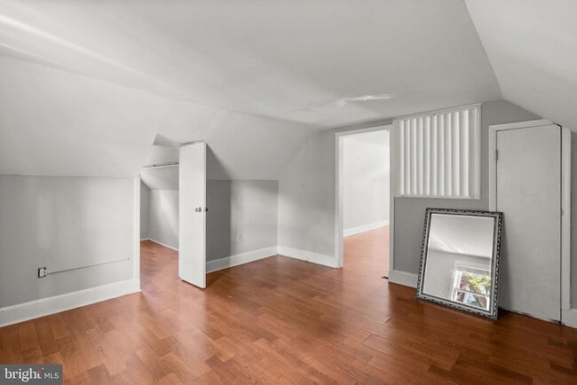 Building Photo - 2107 Brighton Rd