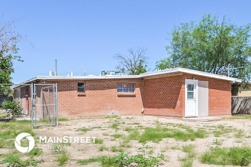 Building Photo - 10 E Corona Rd