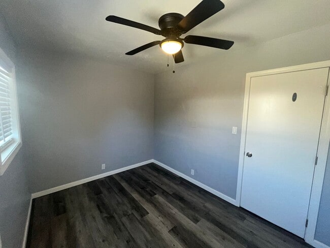 Building Photo - 7160 Pearson St