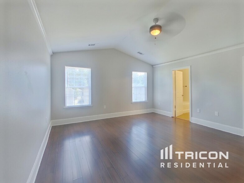 Building Photo - 1211 Chaser Ridge Ct