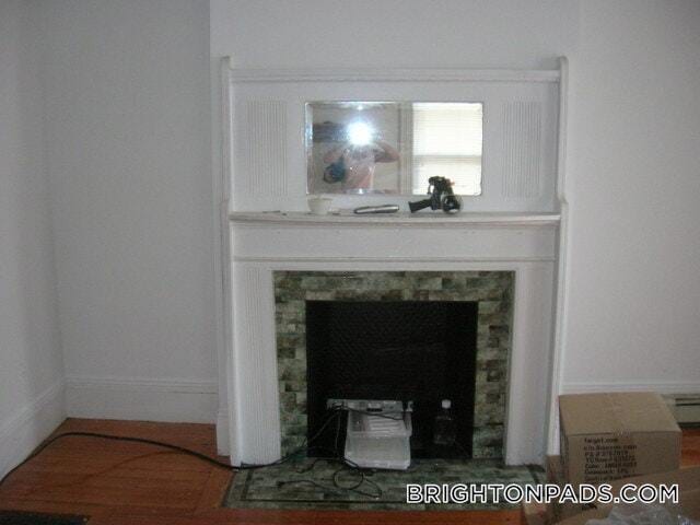 Building Photo - 64 Murdock St