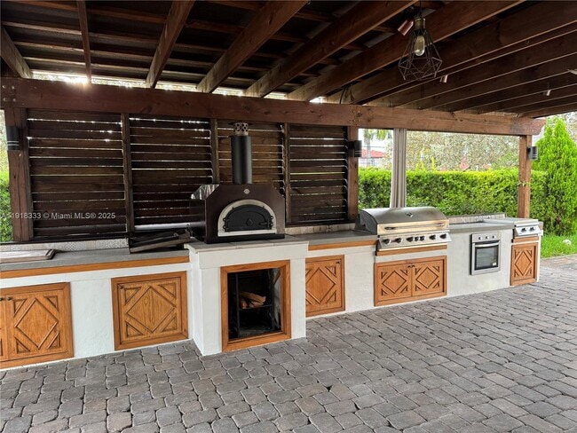 Building Photo - 6920 SW 96th Ct