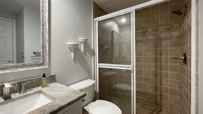 Building Photo - 4857 Victoria Cir