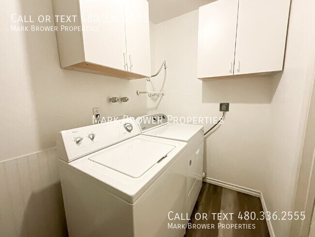 Building Photo - 2058 W Dartmouth St