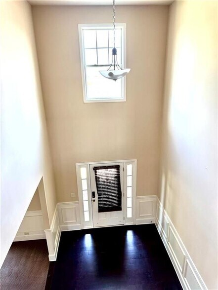 Building Photo - 3415 Pointe Vecchio Cir