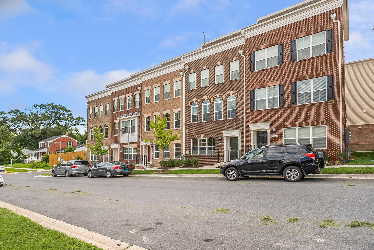 Building Photo - 4725 Cherokee St