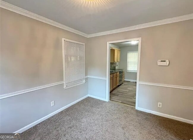 Building Photo - 1589 Pinehurst Dr SW