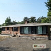 Building Photo - Cool & HUGE 5-Bedroom Home in Des Moines with Large Detached Shop/Garage!!