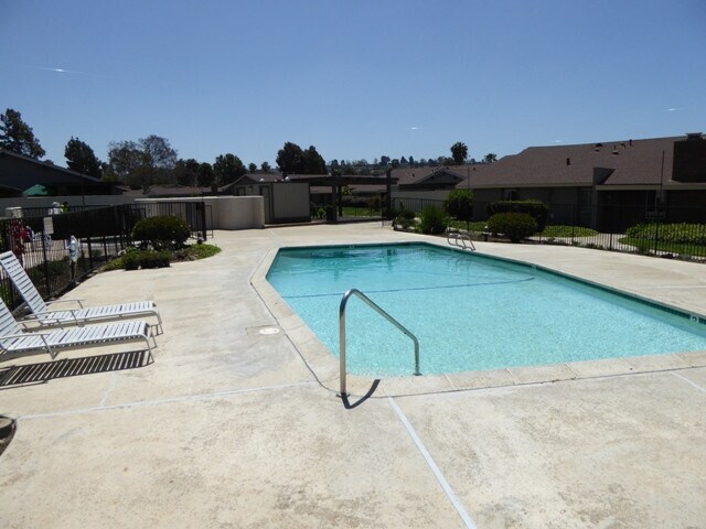 Building Photo - 351 Los Arbolitos Blvd