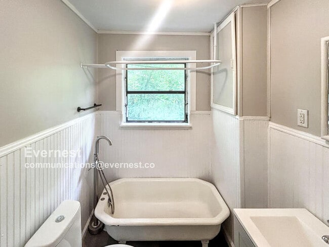 Building Photo - 3117 44th Terrace N