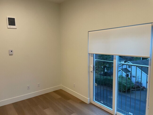 Interior Photo - Ocean 2