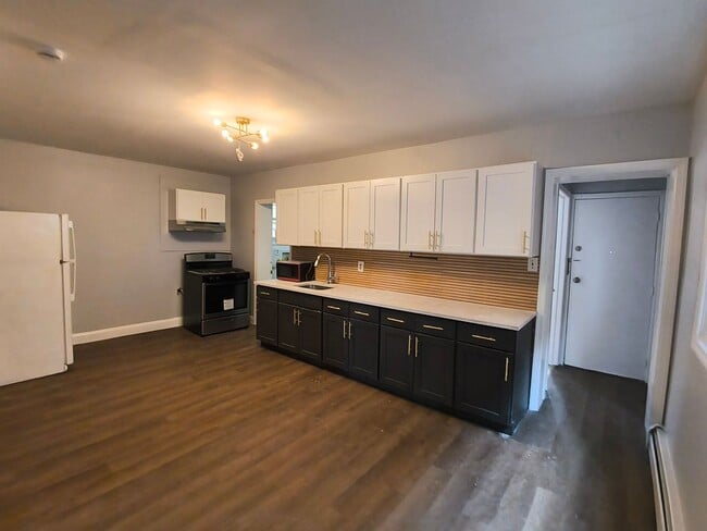 Building Photo - 232 Rankin St