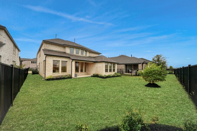 Building Photo - 20926 White Rock Crk Dr