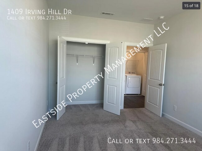 Building Photo - 1409 Irving Hl Dr