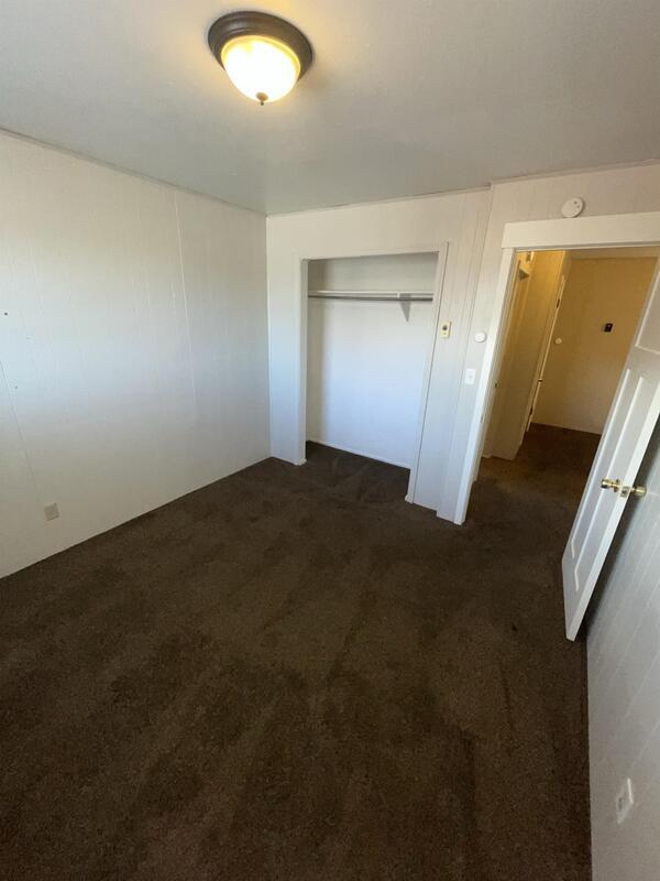 Building Photo - 1087 N 150 W