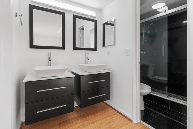 Building Photo - 750 Egret Cir