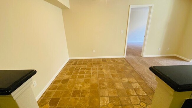 Building Photo - Spacious Lower Level, 2BD/2BA Condo Unit, ...