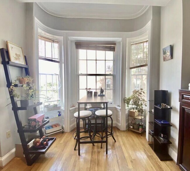 Building Photo - Beautiful 1-Bedroom Apartment in Fairmount...