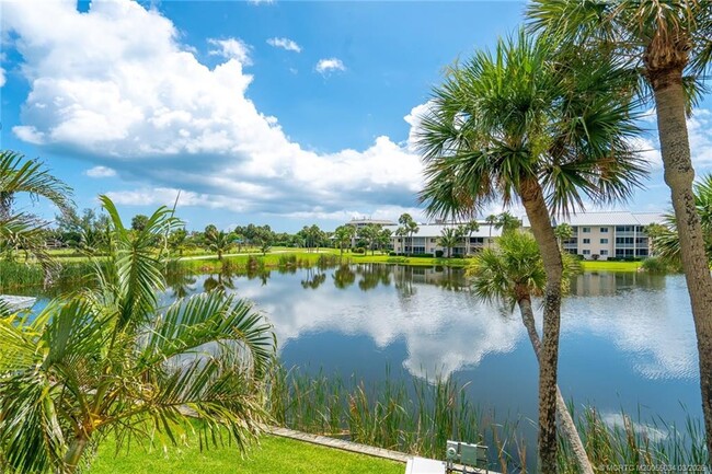 Building Photo - 5553 NE Gulfstream Way