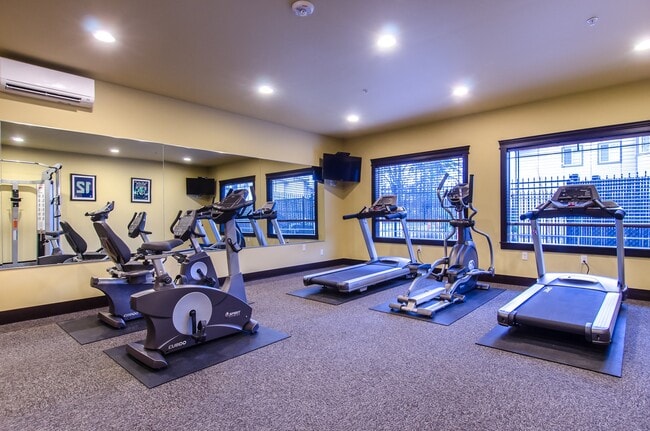 Floorplan - 8Hundred West Apartments