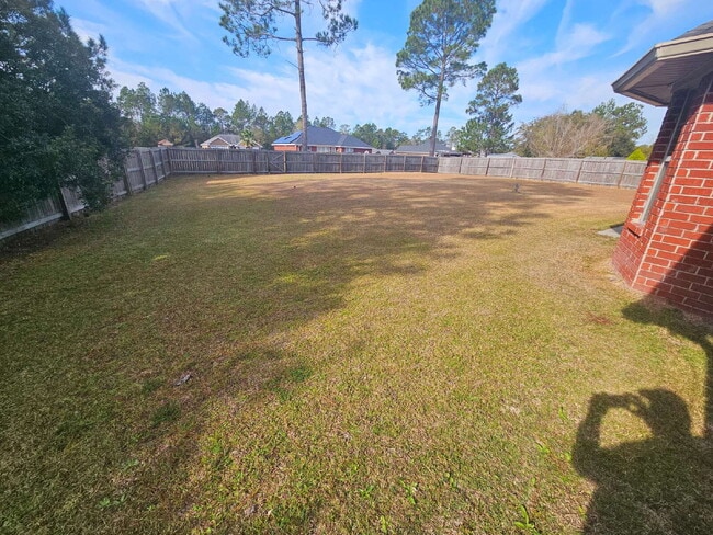Building Photo - Great remodel close to Fort Stewart.